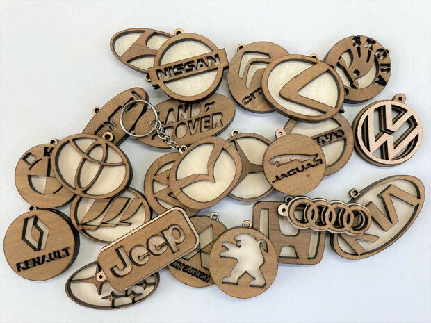 Sleutelhangers van hout 