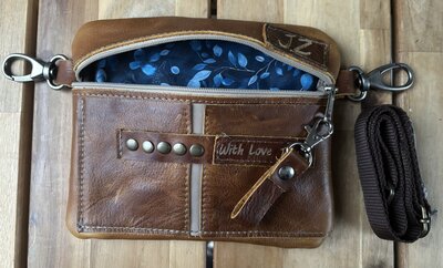 Heuptas Brown Spike 23 cm breed